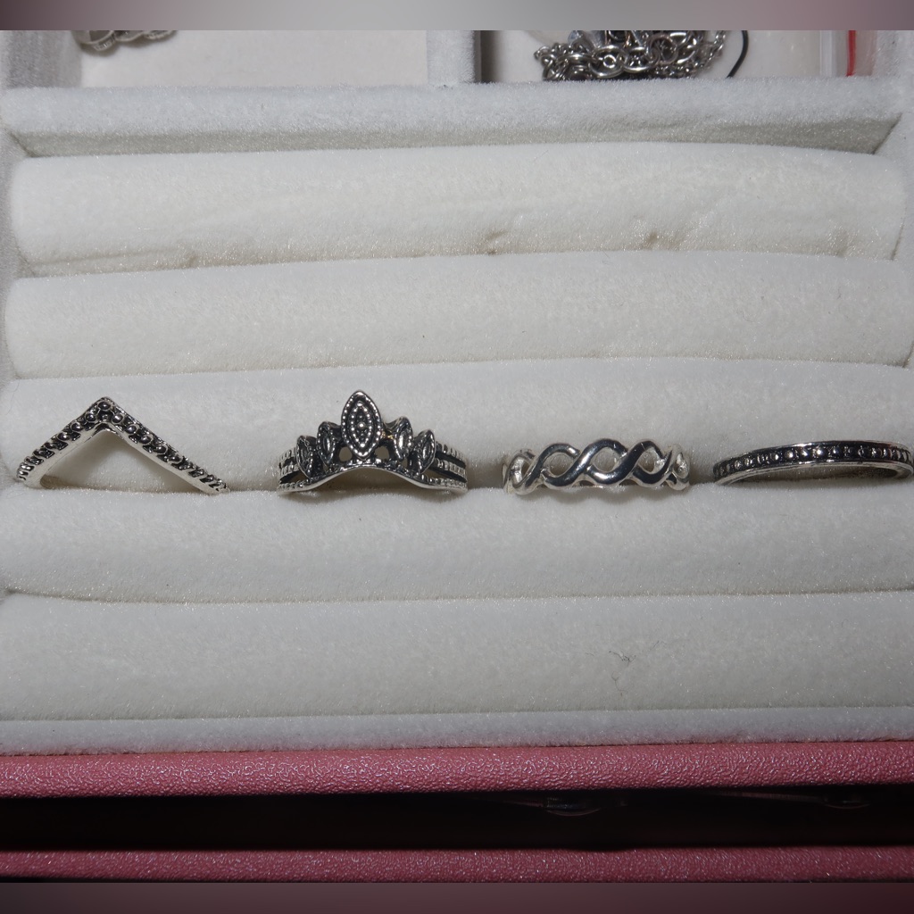 Silver Ring Set